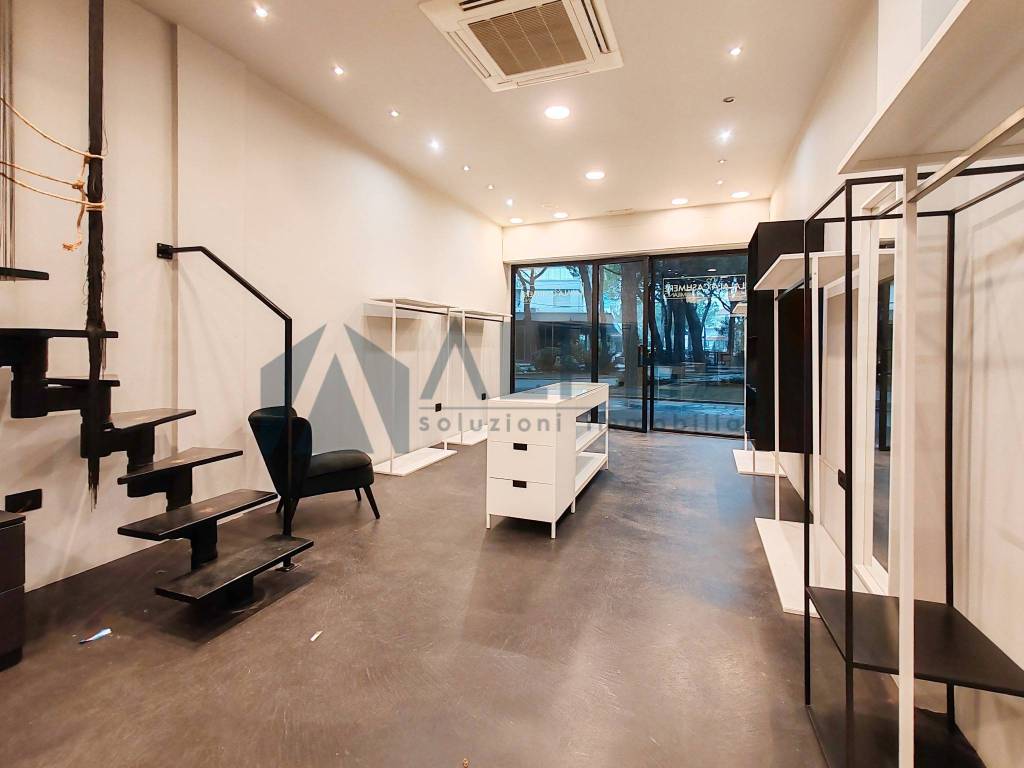 Loft / open space a Cervia in Viale Corsica - Foto 3