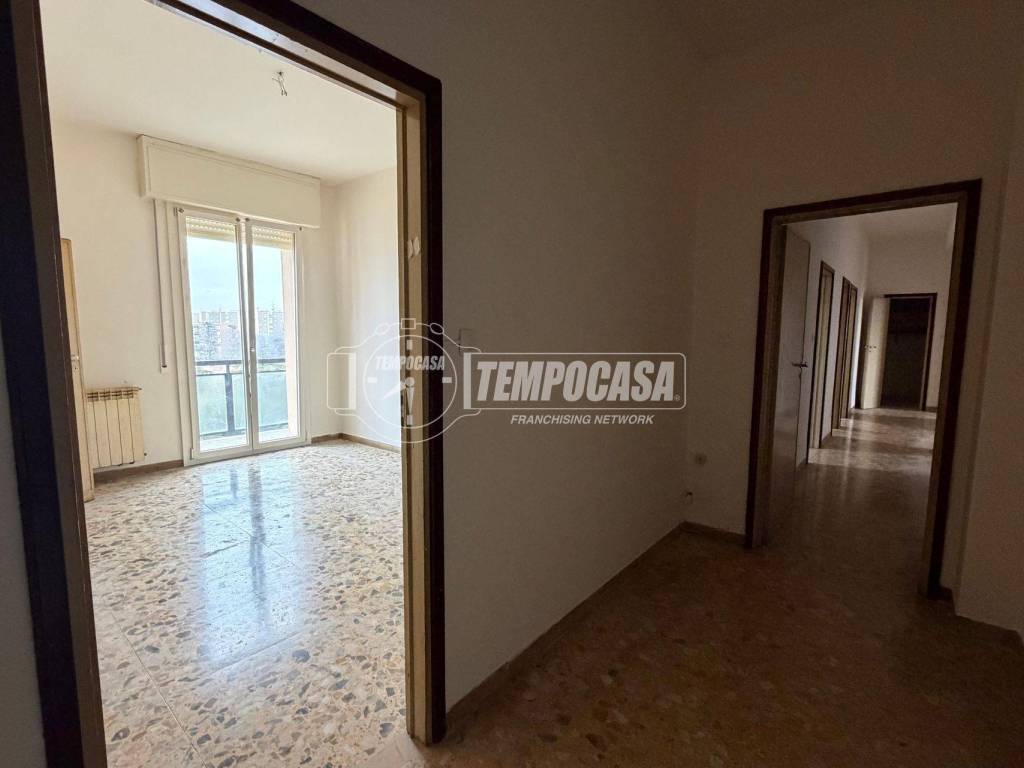 Appartamento a Bologna in Via Nino Bertocchi - Foto 2