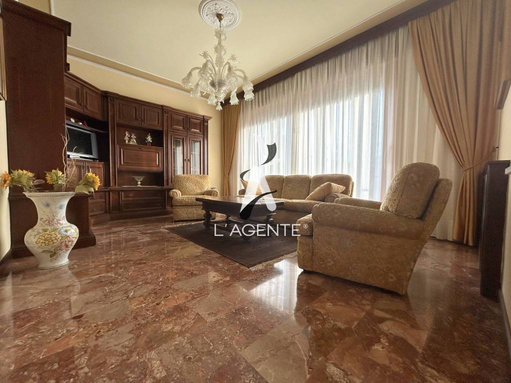Villa a Mira in Via Filippo Turati - Foto 2