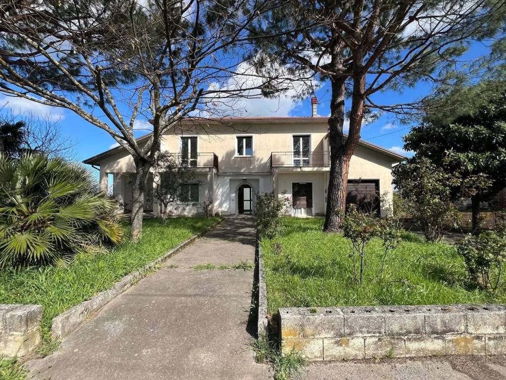 Villa a Taurasi in Contrada Piano D'Angelo, 10 - Foto 2