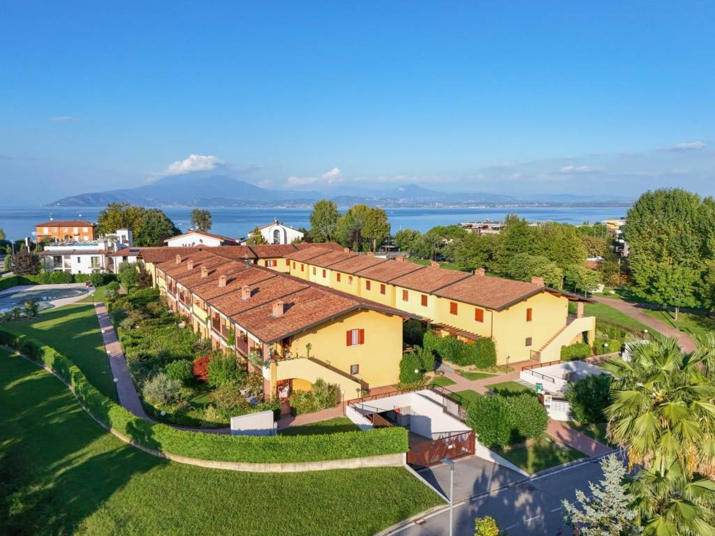 Appartamento a Sirmione in Via Ortigara - Foto 2