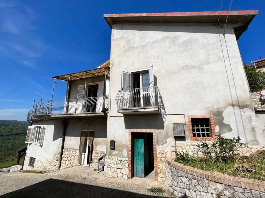 Villa a Taurasi in Via Fontana - Foto 2