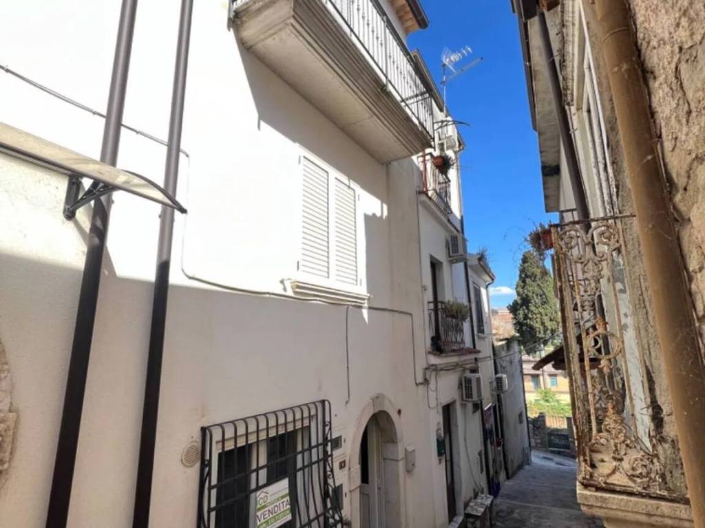 Villa a Fontanarosa in Via Avvisati, 2 ---48 - Foto 5