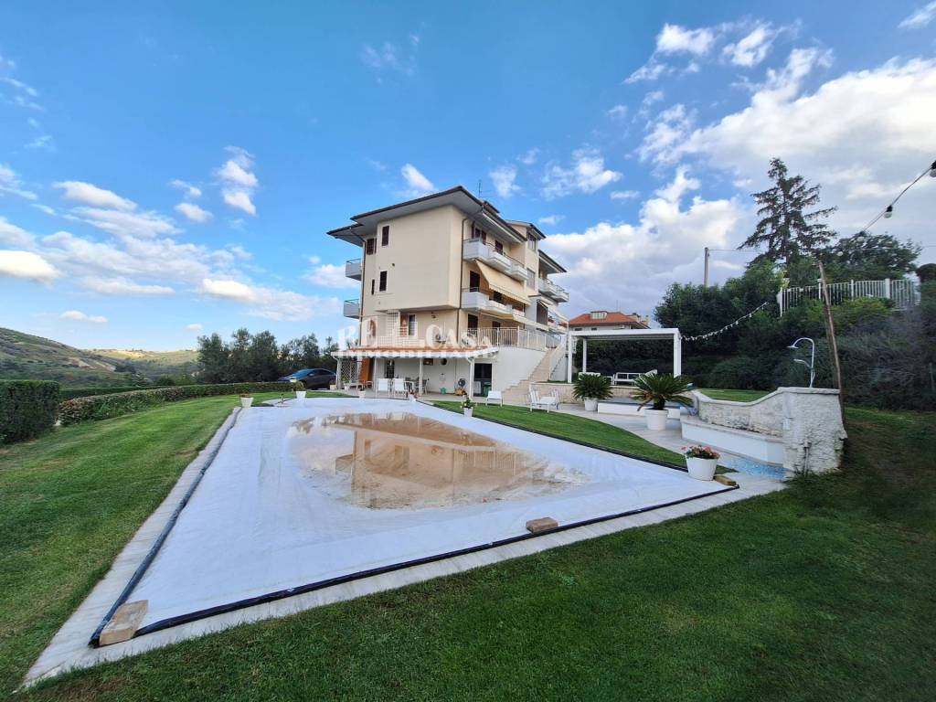 Casa indipendente a Offida in contrada san Lazzaro - Foto 2