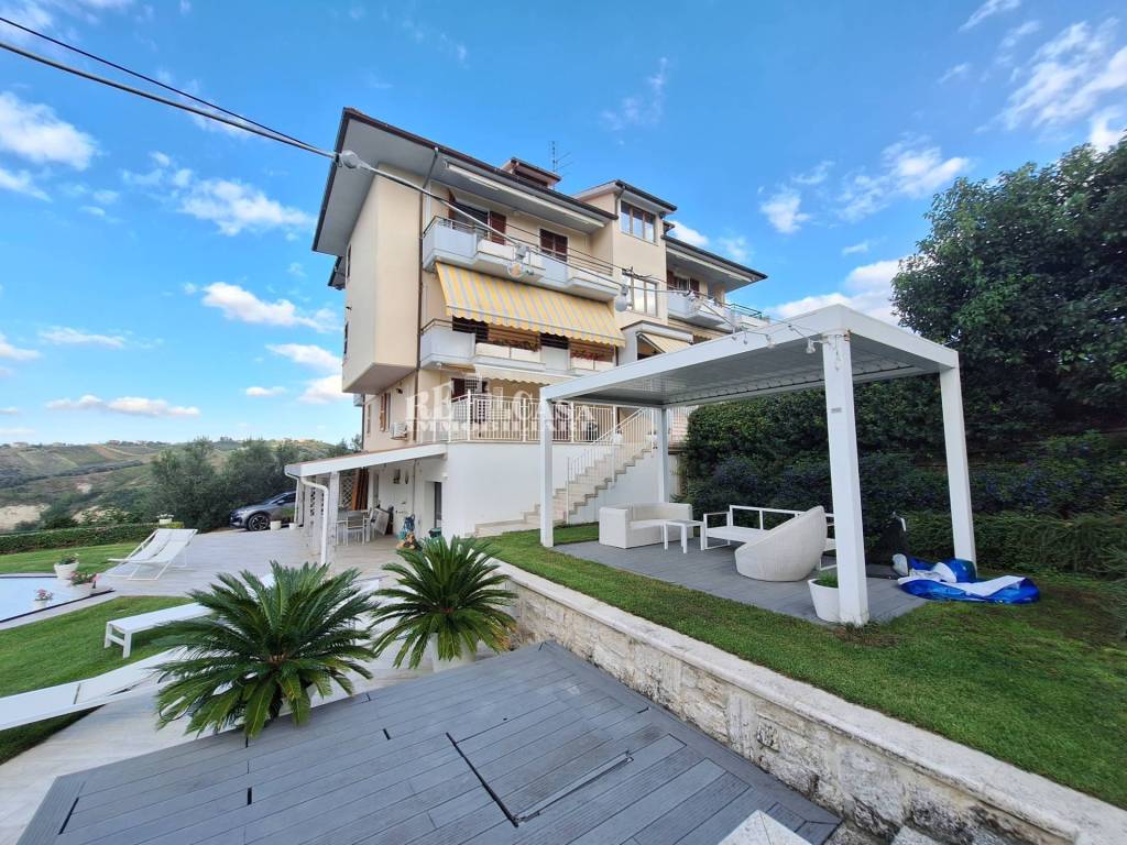 Casa indipendente a Offida in contrada san Lazzaro - Foto 5
