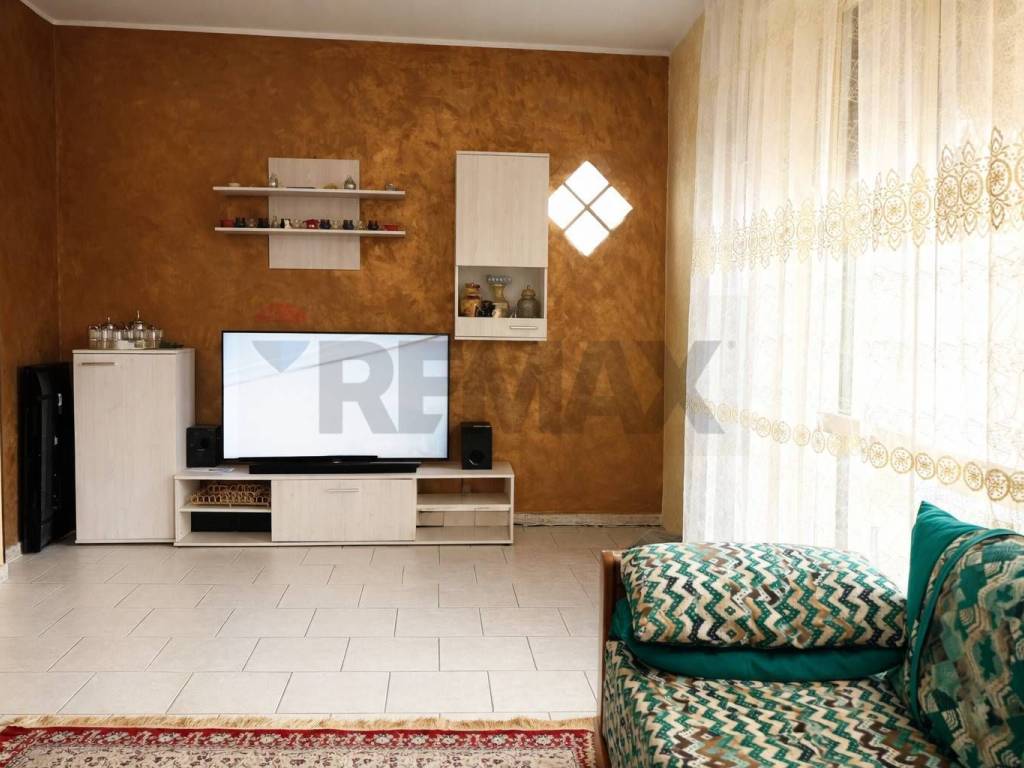 Appartamento a Novara in Via Gibellini, 75 - Foto 2