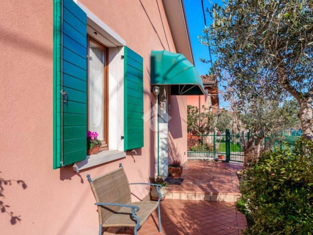 Villa a Lazise in Via Ortigara, 1 - Foto 2