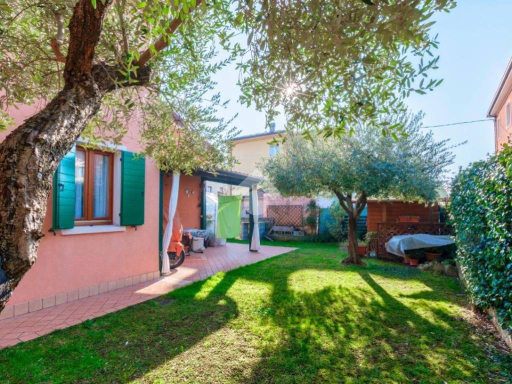 Villa a Lazise in Via Ortigara, 1 - Foto 4