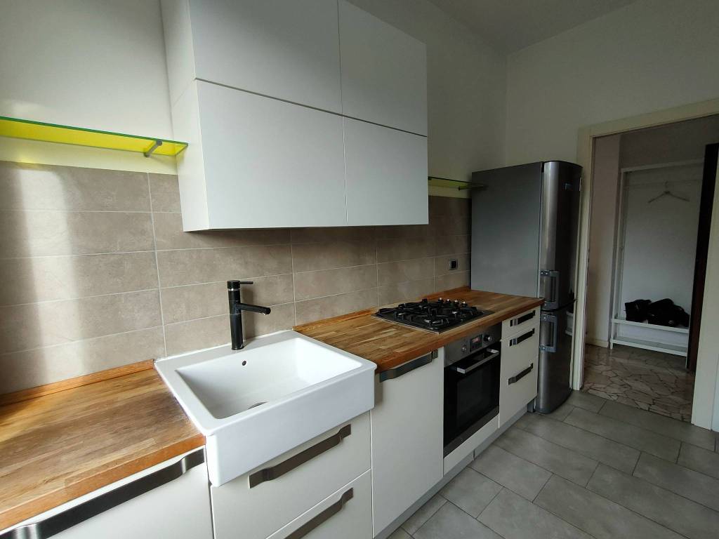 Appartamento a Como in Via Francesco Petrarca, 25 - Foto 3