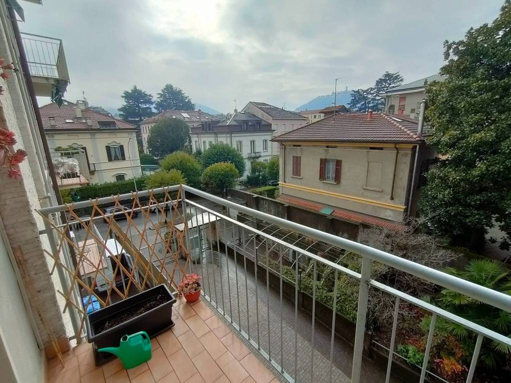 Appartamento a Como in Via Francesco Petrarca, 25 - Foto 4