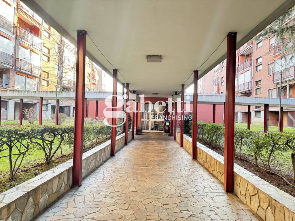 Appartamento a Orbassano in via MARCONI, 20 - Foto 2