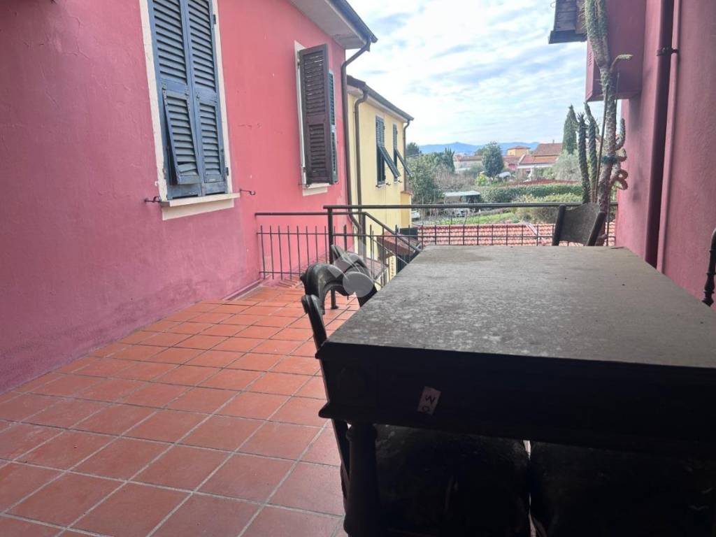 Appartamento a Sarzana in Via aurelia lato pisa, 36 - Foto 2