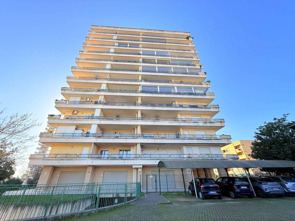 Appartamento a Aprilia in Via Inghilterra - Foto 2