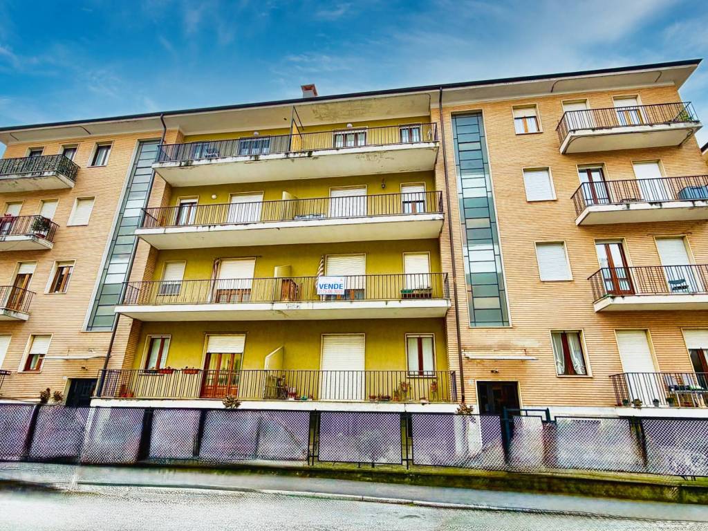 Appartamento a Saluzzo in Via Mario Mortara, 29 - Foto 2