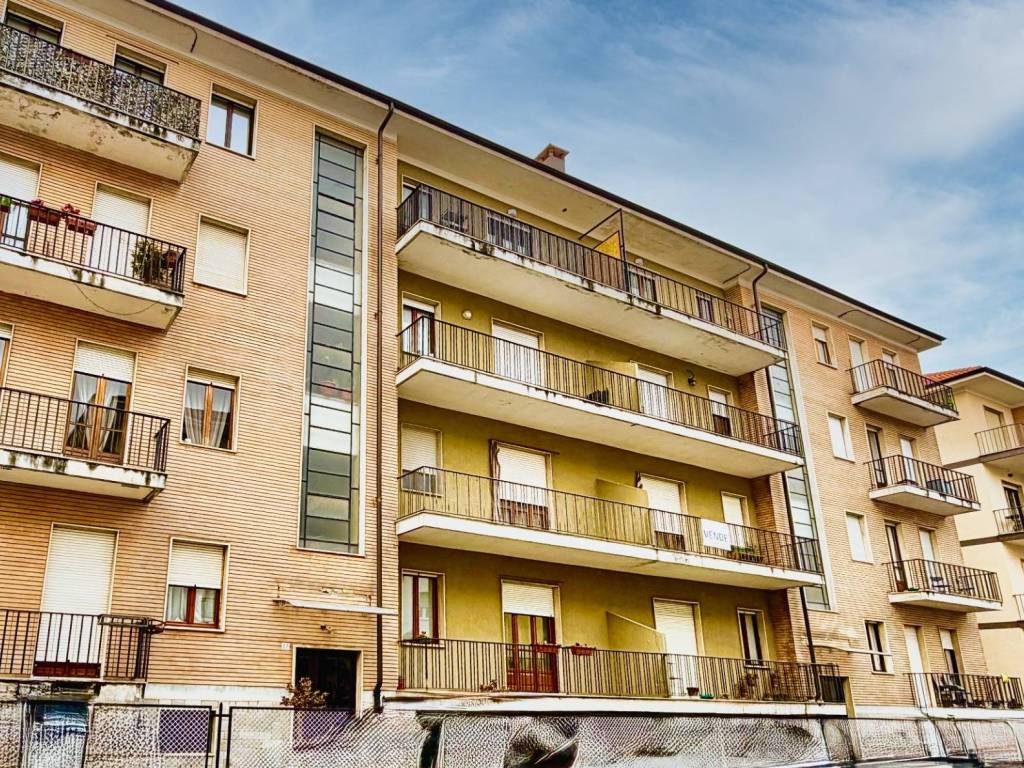 Appartamento a Saluzzo in Via Mario Mortara, 29 - Foto 3