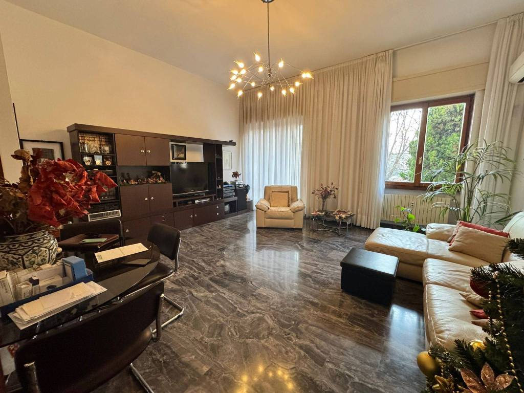 Appartamento a Bergamo in Via Michele Lessona - Foto 4