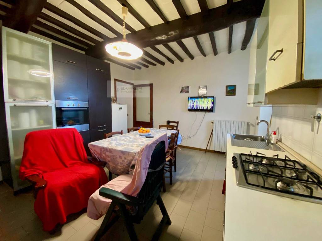 Casa indipendente a Lucca in Via Don Luigi Sturzo, 116 - Foto 4