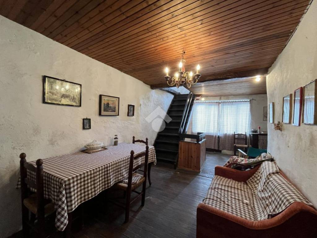 Casa indipendente a Casargo in Via Mulini, 1 - Foto 4