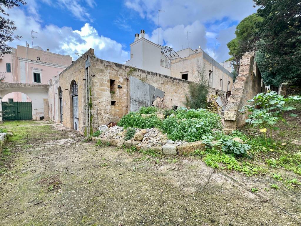 Palazzo / stabile a Parabita in Via Ferranti - Foto 3