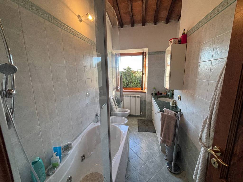 Rustico / casale a Arezzo in Via delle Corticelle, 11 - Foto 4