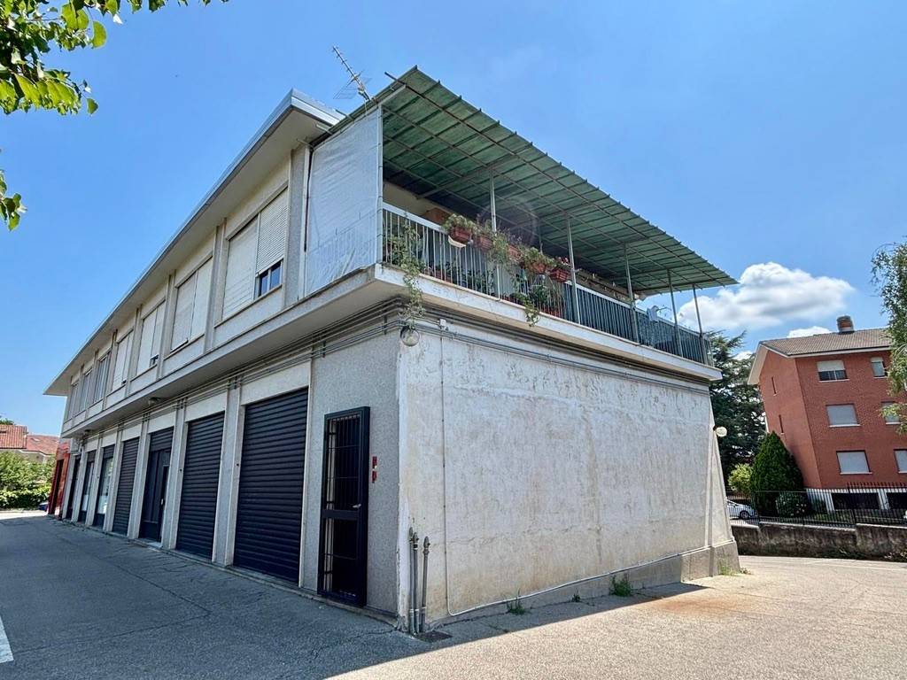 Palazzo / stabile a Chieri in Corso Torino, 123 - Foto 4