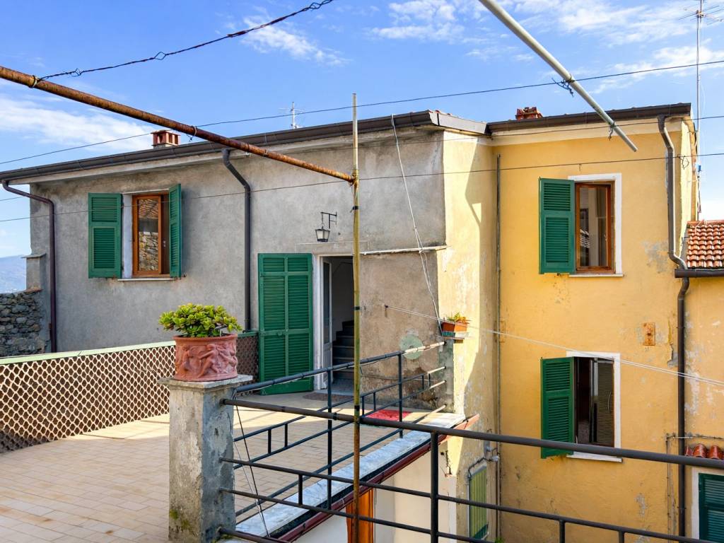 Casa indipendente a Ameglia in Via Giuseppe Mazzini, 16 - Foto 2