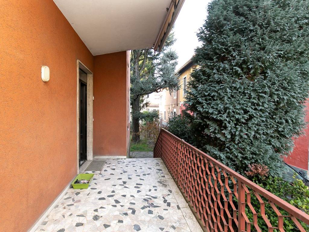 Villa a Saronno in Via Bainsizza, 7 - Foto 4