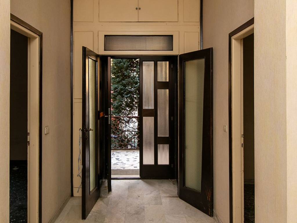 Villa a Saronno in Via Bainsizza, 7 - Foto 5