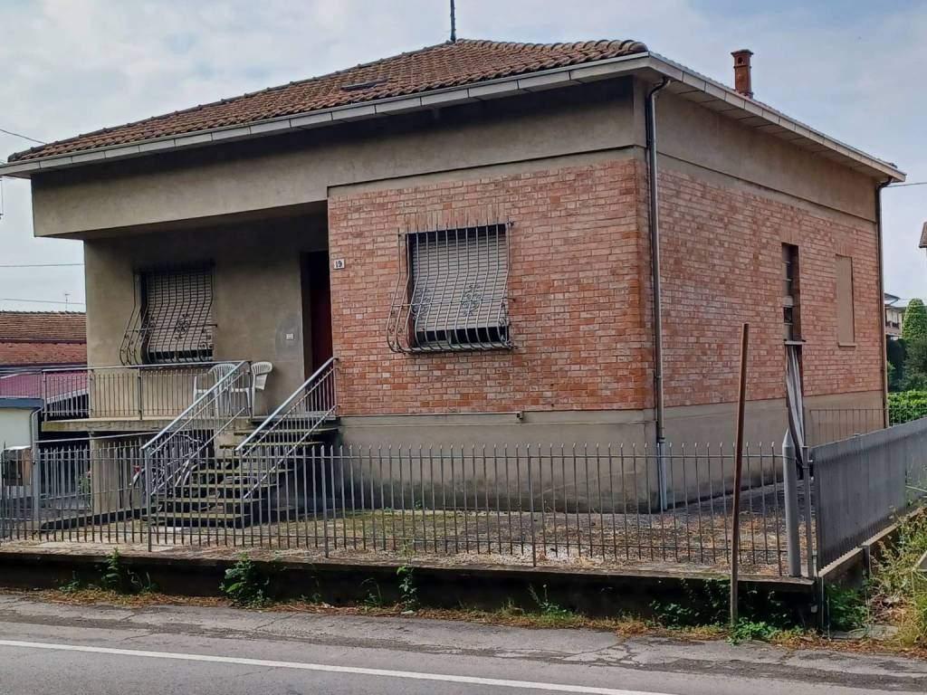 Villa a Montecchio emilia in Via Eugenio Curiel, 19 - Foto 2