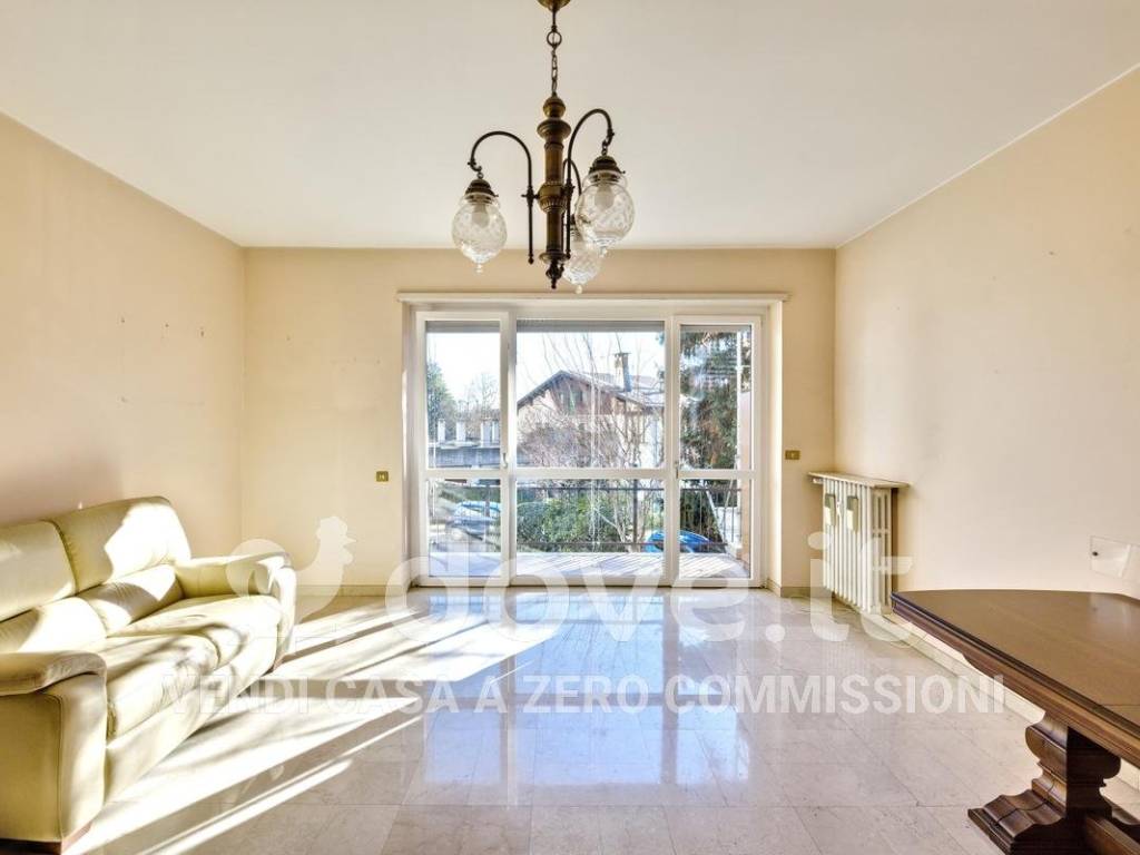 Appartamento a Varese in Via Francesco Crispi, 10 - Foto 2