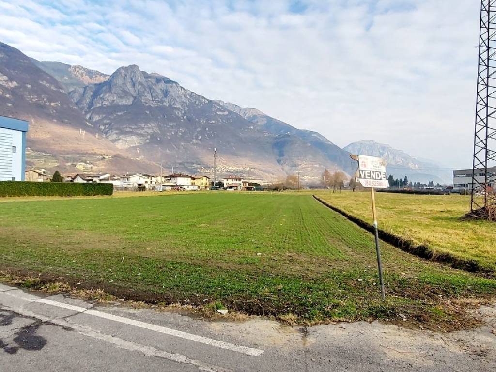 Terreno a Costa volpino in Via della Boschetta - Foto 3