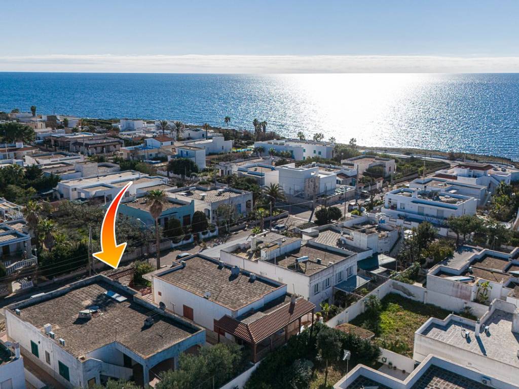 Villa a Racale in Via Sardegna - Foto 2