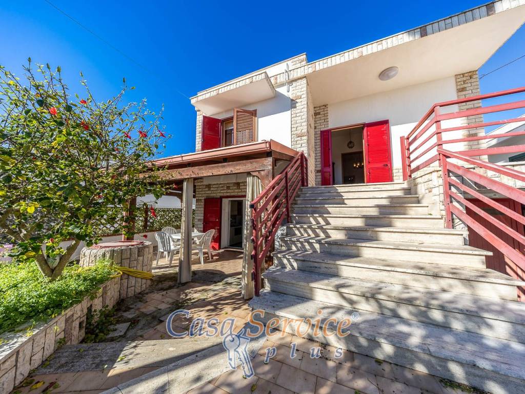 Villa a Racale in Via Sardegna - Foto 4