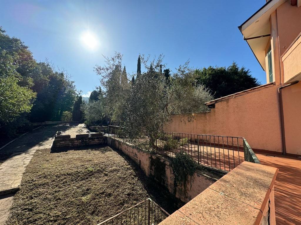 Appartamento a Monte porzio catone in Via Selve di Mondragone, 15 - Foto 5