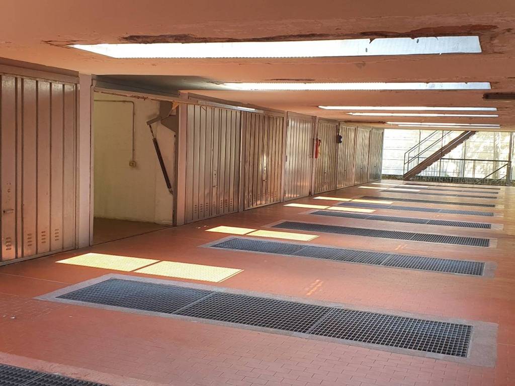 Box / garage a Bresso in Via Lillo del Duca, 11 - Foto 2