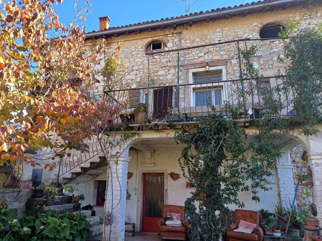 Rustico / casale a Caprino veronese in Via Boi, 371 - Foto 3