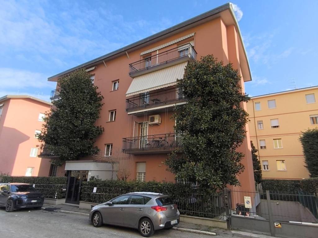 Appartamento a Casalecchio di reno in Via Giovanni Caboto, 10 - Foto 2