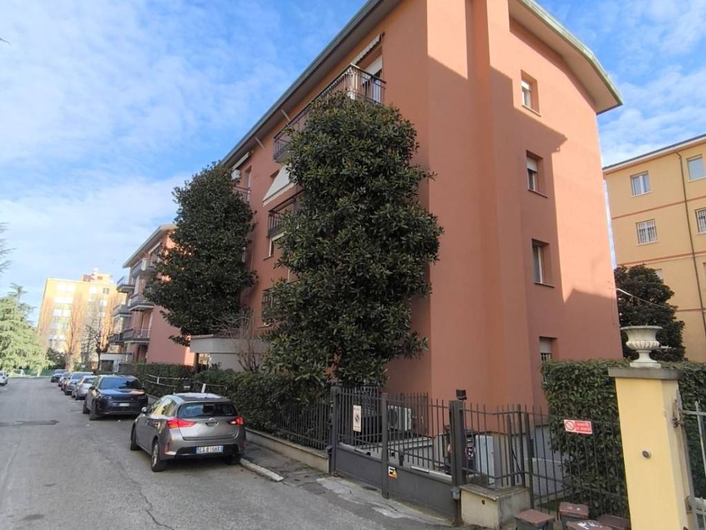 Appartamento a Casalecchio di reno in Via Giovanni Caboto, 10 - Foto 3