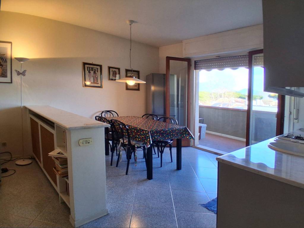 Appartamento a Viareggio in Via Fabio Filzi - Foto 2