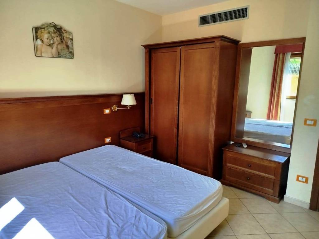 Appartamento a Fiumicino in Via Ferdinando Neri, 48 - Foto 4