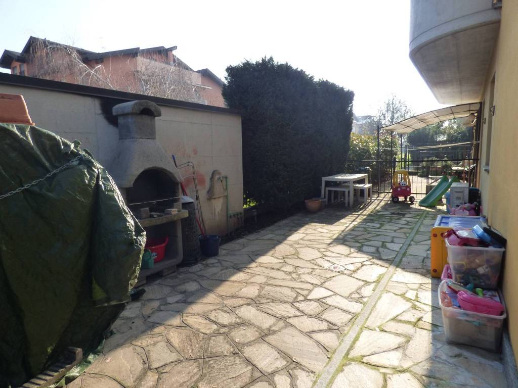 Appartamento a Cassolnovo in Via Naviglietto - Foto 2