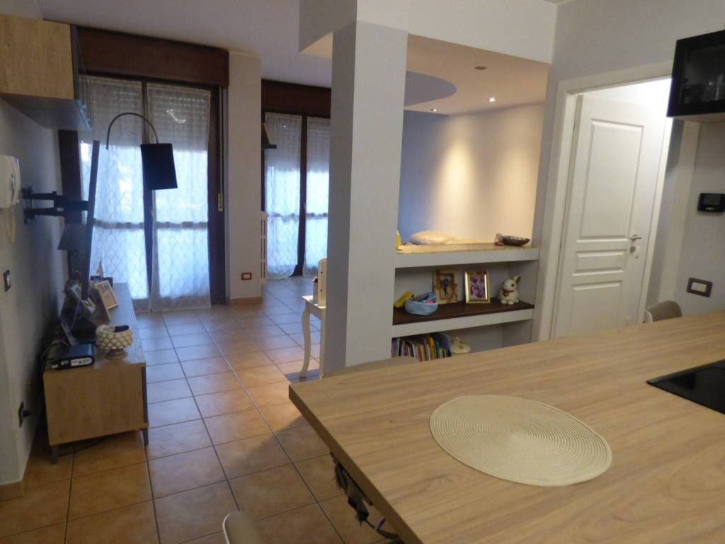 Appartamento a Cassolnovo in Via Naviglietto - Foto 5