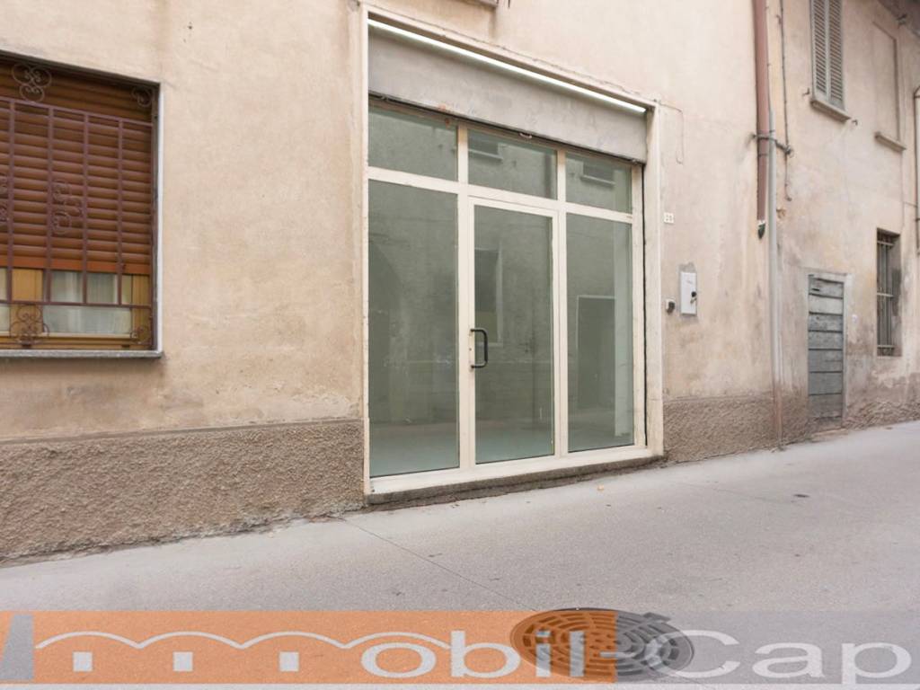 Immobile a Samarate in Viale 5 Giornate, 79 - Foto 2