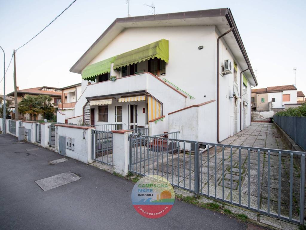 Appartamento a Codigoro in Via 4 Novembre, 56 - Foto 2