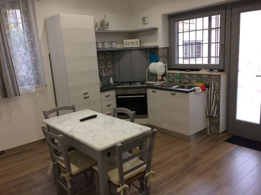 Appartamento a Trevignano romano in Via della Rena - Foto 5