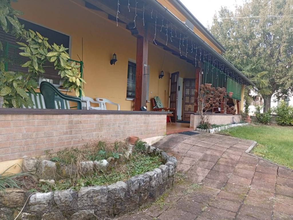 Villa a Aviano in Via Costa, 25 - Foto 4