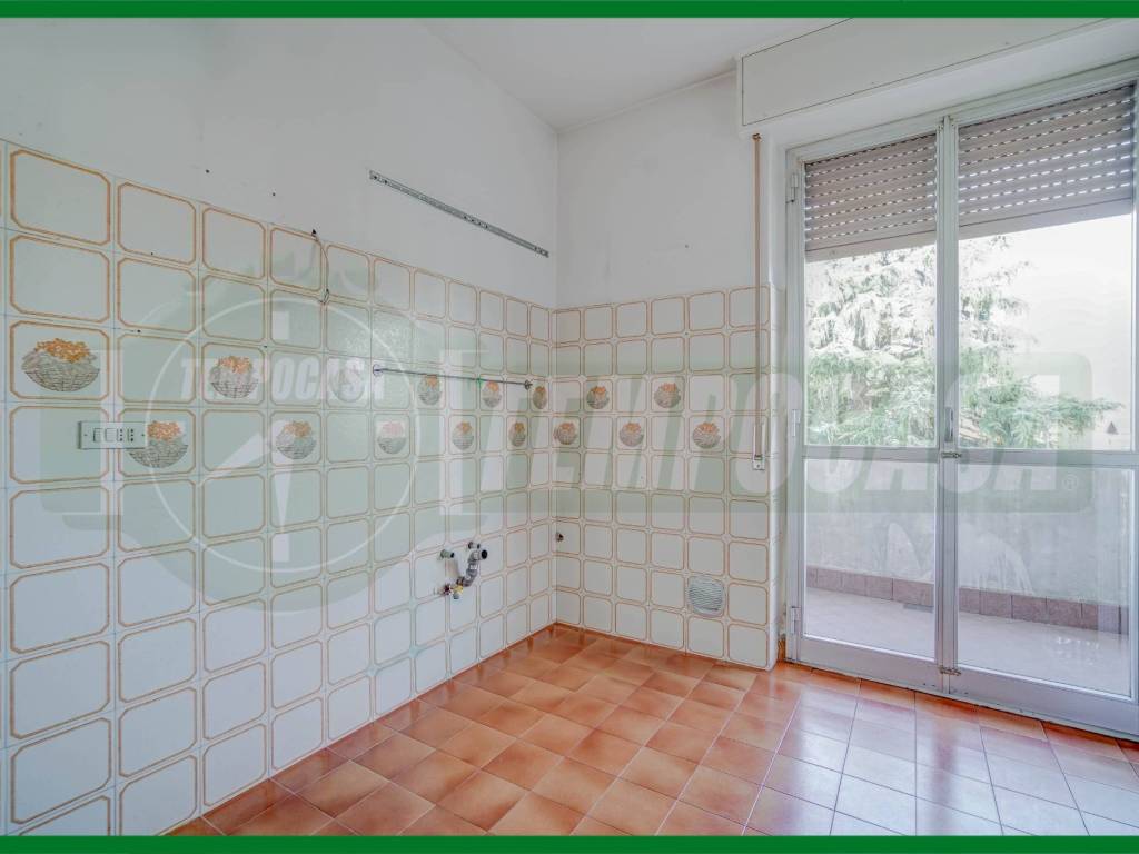 Appartamento a Gallarate in Via varese - Foto 4