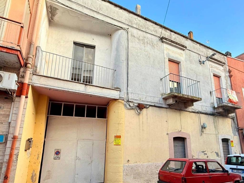 Casa indipendente a Cassano delle murge in Via Paolo Thaon de Revel - Foto 2