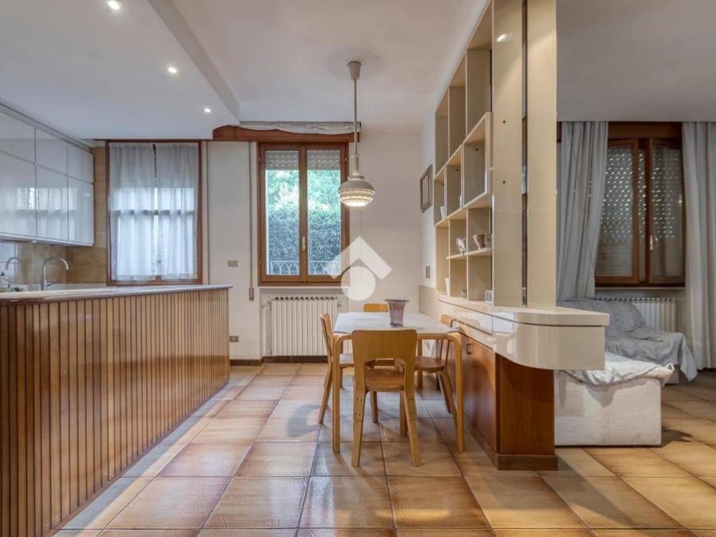 Appartamento a Bologna in Via Pompeo Vizzani, 12 - Foto 4