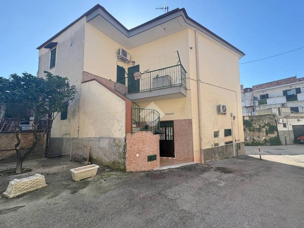 Appartamento a Arzano in Via Colombo, 7 - Foto 2